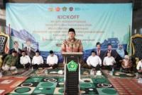 Dirjen Bimas Islam Abu Rokhmad saat peluncuran Program Masjid Ramah Pemudik di Masjid Jami’ An-Nur, Karawang, Jawa Barat, Selasa (23/12/2025). (Foto: Ist)