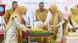 Wali Kota Pariaman, Yota Balad saat peringatan Hari Ibu ke-97 dan HUT DWP ke-26 Tingkat Kota Pariaman Tahun 2025 di Aula Balai Kota, Senin (22/12/2025). (Foto: Kominfo Pariaman)