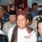 Gubernur Jawa Barat, Dedi Mulyadi (KDM) meninjau lokasi terdampak banjir bandang di Padang. (Foto: Prokopim Padang)