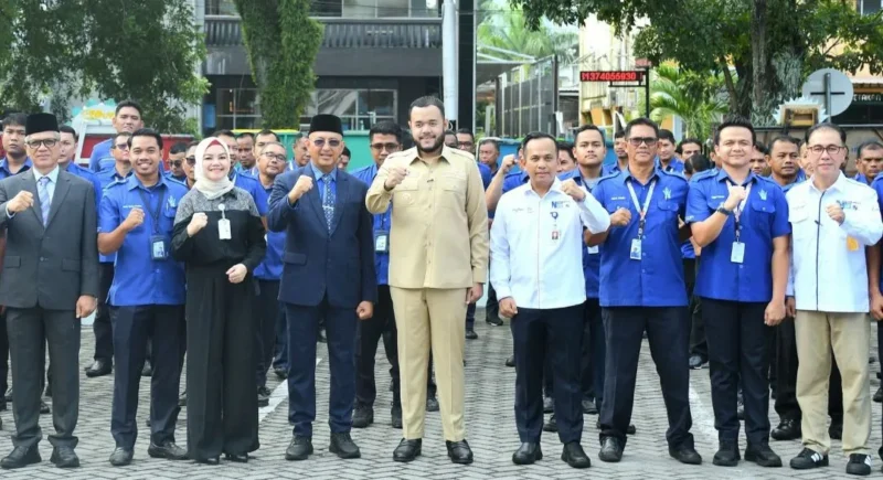 Wali Kota Padang, Fadly Amran usai peringatan HUT ke-51 Perumda Air Minum (AM) Padang, Selasa (30/12/2025) pagi. (Foto: Prokopim Padang)