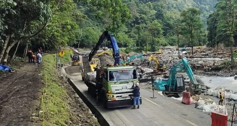 Jalan Lembah Anai mulai diuji coba untuk motor 8–10 Desember 2025 dengan jadwal terbatas pagi dan sore. (Foto: BPJN Sumbar)