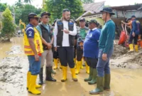 Wali Kota Padang, Fadly Amran, meninjau kawasan Tabiang Banda Gadang, Minggu (14/12/2025). (Foto: Prokopim Padang)