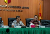 Bawaslu Sumbar menggelar rapat reformasi birokrasi dan penguatan tata kelola kearsipan bagi Bawaslu kabupaten/kota se-Sumbar, di Kantor Bawaslu Sumbar, Sabtu (20/12/2025). (Foto: Ist)