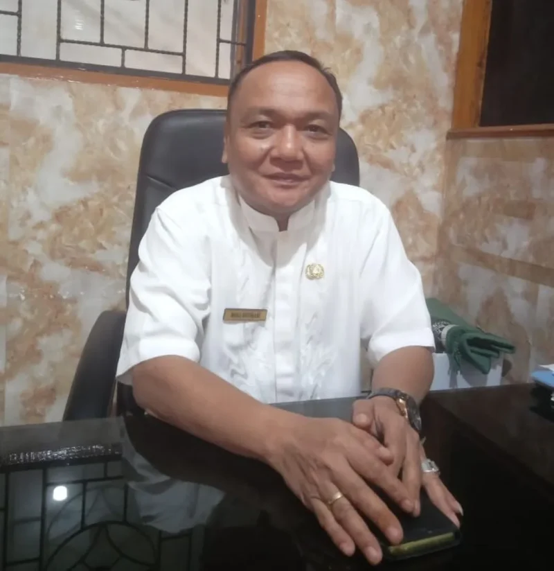 Kabid Sarana dan Prasarana Dinas Pariwisata Pemuda dan Olahraga Pessel, Roli Buchari. (Foto: Dok. Roli)
