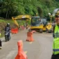 Jalur Lembah Anai kembali dapat dilalui kendaraan roda dua secara terbatas mulai Senin (8/12/2025). (Foto: Prokopim Tanah Datar)