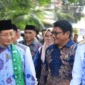 Menteri Agama Nasaruddin Umar saat tiba di Manado, dan disambut oleh Wakil Gubernur Sulut Viktor Mailangkay, Rabu (24/12/2025). (Foto: Ist)