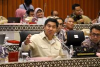 Menteri PKP Maruarar Sirait dalam Rapat bersama Komisi V DPR RI, Kamis (4/12/2025). (Foto: Kementerian PKP)