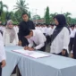 Sebanyak 1.316 pegawai honorer Dharmasraya resmi menerima SK pengangkatan sebagai PPPK Paruh Waktu, Rabu (24/12/2025).