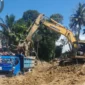 Pemko Padang terus mempercepat pembersihan sisa longsor di kawasan Kubu Utama, Tabing Banda Gadang. Pada Sabtu (20/12/2025). (Foto: Diskominfo Padang)