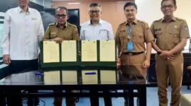 Pemko Padang dan Unand menandatangani kerjasama tentang Kajian Dampak Bencana Terhadap Infrastruktur di Kota Padang. (Foto: Diskominfo Padang)