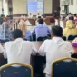 Ketua TKPKD Padang Panjang, Allex Saputra saat Rapat Koordinasi TKPKD di Aula BKPSDM Padang Panjang, Rabu (24/12/2025). (Foto: Kominfo Padang Panjang)