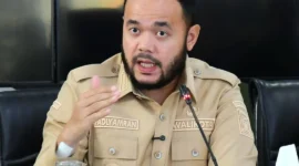 Wali Kota Padang, Fadly Amran mengimbau seluruh ayah untuk mengambil rapor anak secara langsung di sekolah. (Foto: Prokopim Padang)