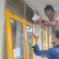 Pemko Padang memasang tiga Starlink di Huntara Rusus Nelayan. (Foto: Diskominfo Padang)