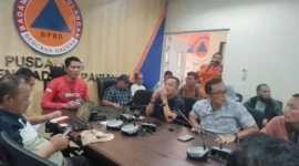 Sekdakab Padang Pariaman Rudi Repenaldy Rilis memimpin pembekalan teknis verval di Kantor Pusdalops Penanggulangan Bencana Padang Pariaman. (Foto: Kominfo Padang Pariaman)