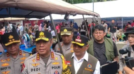 Bupati Padang Pariaman John Kenedy Azis mendampingi kunjungan kerja Wakapolri Komjen Pol. Dedi Prasetyo di wilayah hukum Polres Padang Pariaman, Minggu (28/12/2025). (Foto: Kominfo Padang Pariaman)