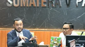 Wali Kota Padang Fadly Amran bertemu Kepala BWS Sumatera V Padang Naryo Widodo di Kantor BWS Sumatera V Padang, Selasa (30/12/2025). (Foto: Prokopim Padang)
