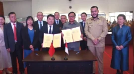Pemko Padang menggelar International Education Expo Beasiswa Padang Juara ke Tiongkok di Gedung Bagindo Aziz, Balai Kota Padang Aiepacah, Selasa (20/1/2026). (Foto: Prokopim Padang)