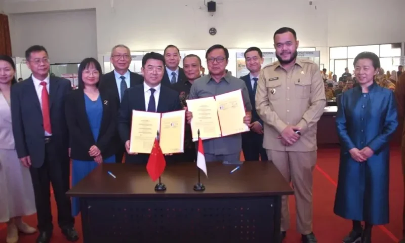 Pemko Padang menggelar International Education Expo Beasiswa Padang Juara ke Tiongkok di Gedung Bagindo Aziz, Balai Kota Padang Aiepacah, Selasa (20/1/2026). (Foto: Prokopim Padang)