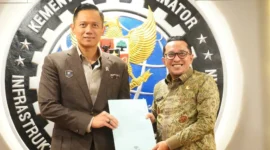 Bupati Tanah Datar Eka Putra menemui Menteri Koordinator Infrastruktur dan Pengembangan Kewilayahan Agus Harimurti Yudhoyono (AHY) di Jakarta. (Foto: Prokopim Tanah Datar)