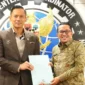 Bupati Tanah Datar Eka Putra menemui Menteri Koordinator Infrastruktur dan Pengembangan Kewilayahan Agus Harimurti Yudhoyono (AHY) di Jakarta. (Foto: Prokopim Tanah Datar)