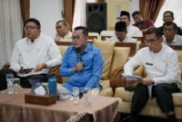 Bupati Eka Putra mengikuti Rakor bersama Mendagri secara virtual melalui Zoom Meeting, Jumat (9/1/2026). (Foto: Prokopim Tanah Datar)