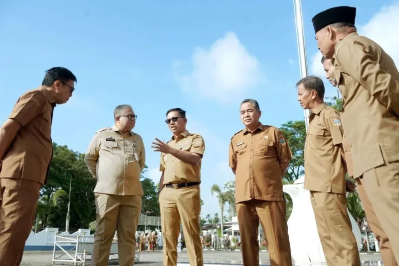 Bupati Solsel, Khairunas menekankan pentingnya Program Satu Data sebagai fondasi pembangunan tepat sasaran. (Foto: Humas Pemkab Solsel)