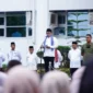 Bupati Tanah Datar Eka Putra memimpin apel pagi bersama ASN di halaman Kantor Bupati di Pagaruyung, Jumat (2/1/2026). (Foto: Prokopim Tanah Datar)