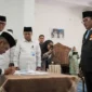 Bupati Tanah Datar, Eka Putra melantik dan mengambil sumpah empat Pejabat Eselon II di Indojolito Batusangkar, Jumat (2/1/2026). (Foto: Prokopim Tanah Datar)