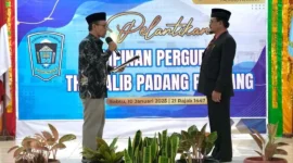 Buya Alizar resmi dilantik sebagai Pimpinan Perguruan Thawalib Padang Panjang periode 2025–2027, Sabtu (10/1/2026). (Foto: Kominfo Padang Panjang)