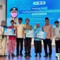 Para pemenang Coding Competition tingkat SD dan SMP se-Kota Padang, Jumat (30/1/2026). (Foto: Diskominfo Padang)