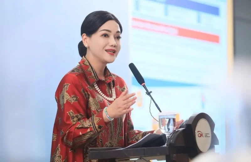Friderica Widyasari Dewi resmi ditetapkan sebagai Ketua dan Wakil Ketua OJK. (Foto: IG @fridericawidyasari)