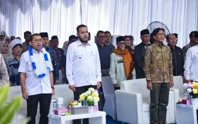 Wali Kota Padang Fadly Amran menghadiri peresmian sekaligus relaunching Gedung Abdullah Kamil di Jalan Diponegoro, Kecamatan Padang Barat, Jumat (23/1/2026). (Foto: Prokopim Padang)