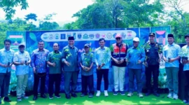 Penanaman perdana Gerakan Sejuta Pohon untuk Sumbar di kawasan Pemandian Jembatan Sitapuang, Kelurahan Balai Gadang, Kecamatan Koto Tangah, Kamis (22/1/2026). (Foto: Diskominfo Padang)