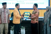 Pemkab Solsel menerima mahasiswa KKN UNP di Aula Sarantau Sasurambi, Jumat (9/1/2026). (Foto: Humas Pemkab Solsel)