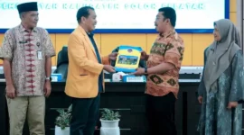 Pemkab Solsel menerima mahasiswa KKN UNP di Aula Sarantau Sasurambi, Jumat (9/1/2026). (Foto: Humas Pemkab Solsel)