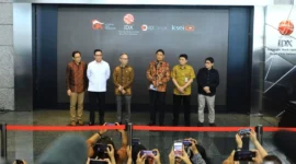 Ketua Dewan Komisioner OJK Mahendra Siregar bersama dua pejabat OJK mengundurkan diri. Mahendra menyebut pengunduran diri ini sebagai bentuk tanggung jawab moral.