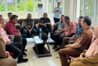 Komisi C DPRD Kabupaten Serdang Bedagai studi tiru ke Perpustakaan Umum Daerah Kota Padang yang berlokasi di Jalan Bagindo Aziz Chan, Senin (26/1/2026). (Foto: Diskominfo Padang)