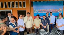 Menteri Perumahan dan Kawasan Permukiman (PKP) Maruarar Sirait memberikan keterangan pers di Banda Aceh, Sabtu (10/1/2026). (Foto: Kementerian PKP)