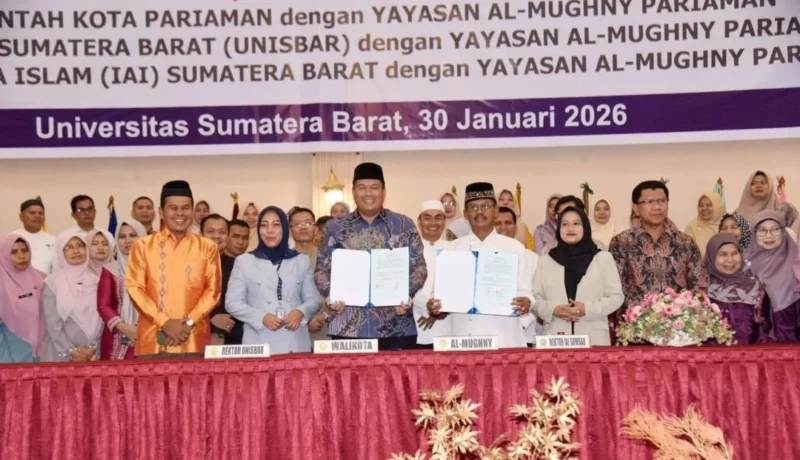 Wali Kota Pariaman Yota Balad usai penandatanganan MoU dengan Yayasan Al-Mughny Pariaman di Unisbar Convention and Exhibition (UCE) Kampus I Pariaman, Byass, Jumat (30/1/2026). (Foto: Kominfo Kota Pariaman)
