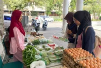 Pemko Padang Panjang menggelar Operasi Pasar di Gedung M. Sjafe’i, Rabu (14/1/2026). (Foto: Kominfo Padang Panjang)