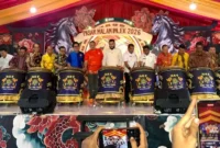 Wali Kota Padang, Fadly Amran membuka Pasar Malam Imlek 2577, Rabu (28/1/2026). (Foto: Diskominfo Padang)