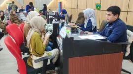 Pemko Padang Panjang meraih predikat A- (Sangat Baik) dalam Penilaian Kinerja Penyelenggaraan Pelayanan Publik Tahun 2025 oleh Kementerian PANRB. (Foto: Kominfo Padang Panjang)