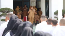 Wali Kota Pariaman Yota Balad membuka Latsar CPNS 2026 Kota Pariaman di Halaman Balai Kota Pariaman, Senin (19/1). (Foto: Kominfo Kota Pariaman)