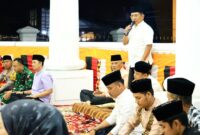 Pemkab Padang Pariaman menggelar doa bersama menjelang pergantian tahun 2026 di Pendopo Bupati Padang Pariaman, Rabu malam (31/12/2025). (Foto: Kominfo Padang Pariaman)