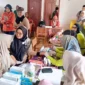 Pemkab Pasbar bekerja sama dengan IDI Cabang Pasbar menggelar pengobatan gratis di Batas Semut (Bateh Samuik), Jorong Tombang, Nagari Sinuruik, Kamis (8/1). (Foto: Diskominfo Pasbar)
