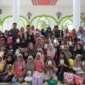 Kemenag menyalurkan Al Quran bagi penyintas bencana Sumatera. (Foto: Ist)
