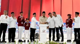 Presiden Prabowo Subianto meresmikan 166 Sekolah Rakyat di seluruh Indonesia yang diselenggarakan di BBPPKS, Kota Banjarbaru, Kalimantan Selatan, Senin (12/1/2026). (Foto: BPMI Setpres)