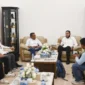 Pertemuan Wali Kota Padang Fadly Amran dengan pengurus Komunitas Rumah Aktivis Sejahtera di Rumah Dinas Wali Kota Padang, Rabu (7/1/2026). (Foto: Prokopim Padang)