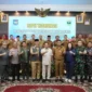Mendagri Tito Karnavian saat Rapat Koordinasi Percepatan Rehabilitasi dan Rekonstruksi Pascabencana di Sumbar, Selasa (13/1/2026). (Foto: ADPSB)