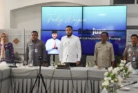 Wali Kota Padang Fadly Amran mengikuti Rakor Tim Satgas Percepatan Rehabilitasi dan Rekonstruksi Pascabencana Sumatera, Kamis (15/1/2026). (Foto: Prokopim Padang)